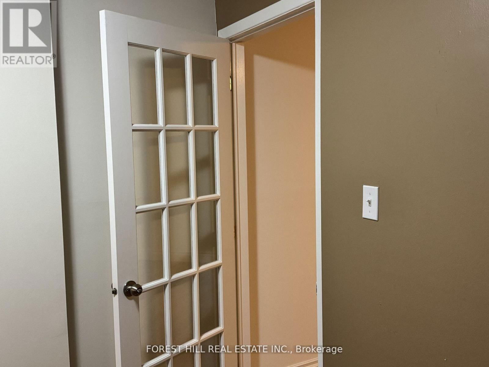 #MAIN - 127 SUMMERHILL AVENUE Image 7