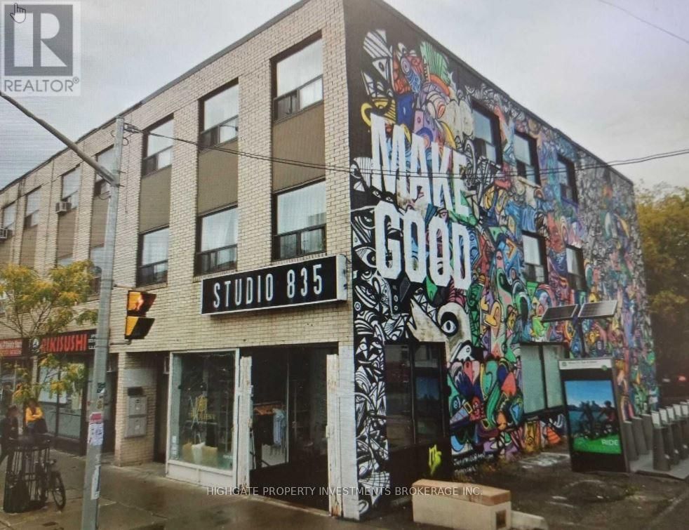 D - 835 BLOOR STREET WEST Image 1