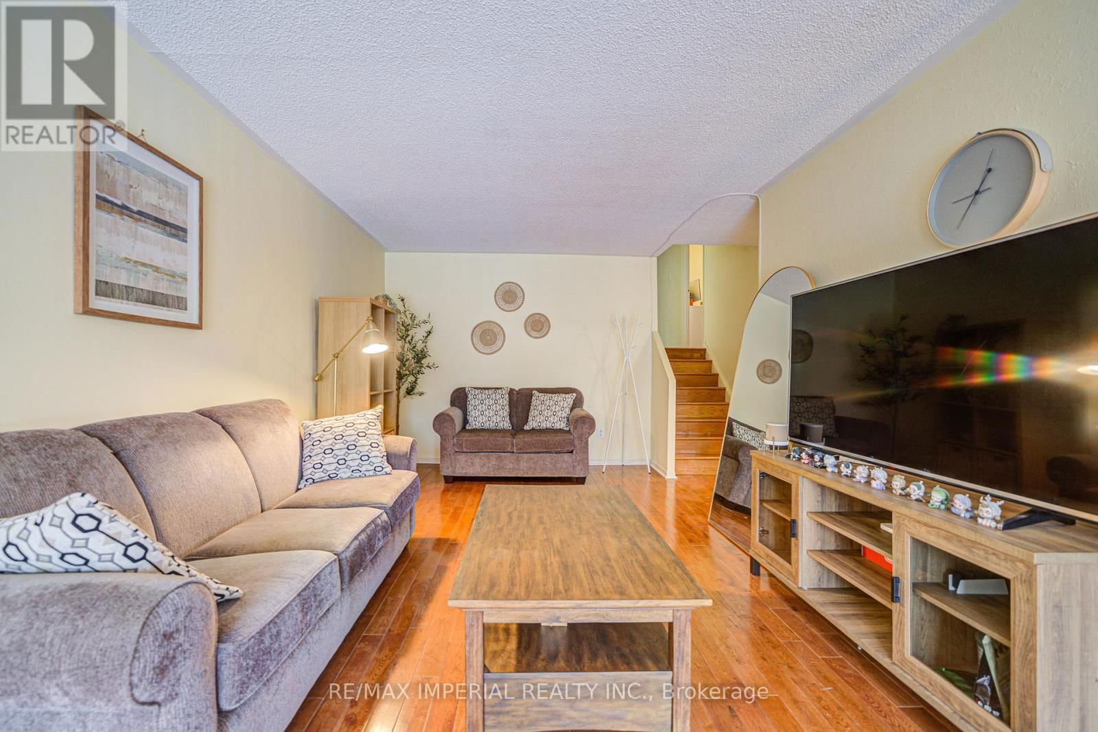 318 HOLLYBERRY TRAIL Image 11