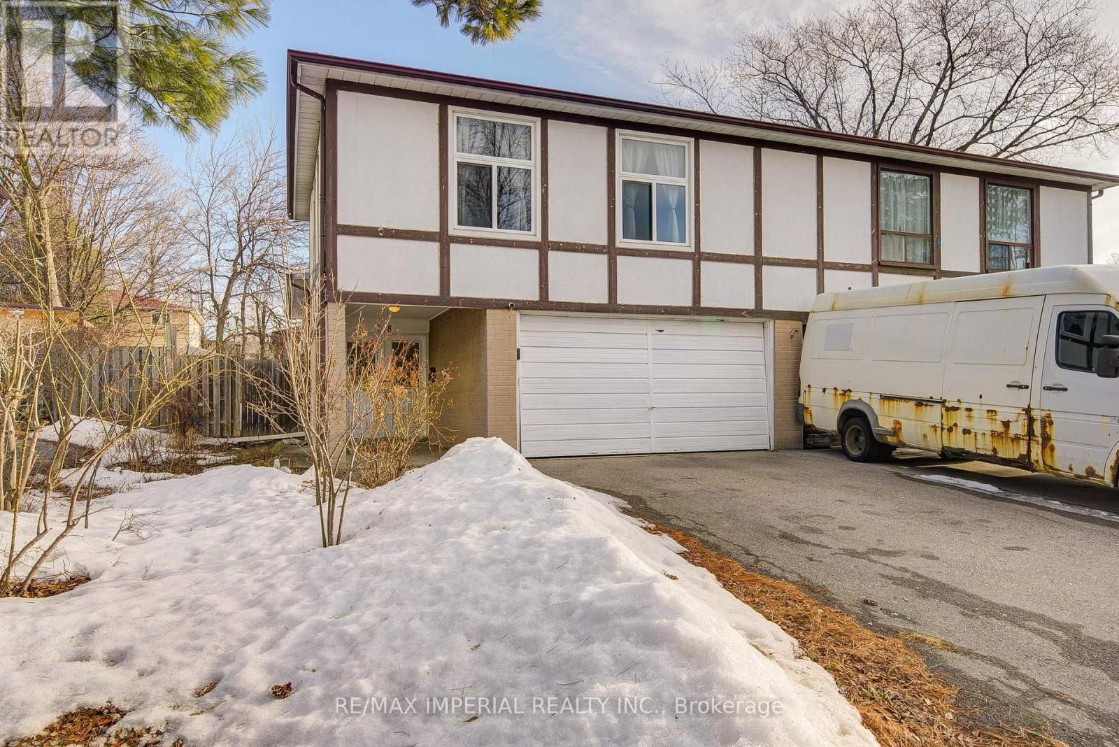 318 HOLLYBERRY TRAIL Image 2
