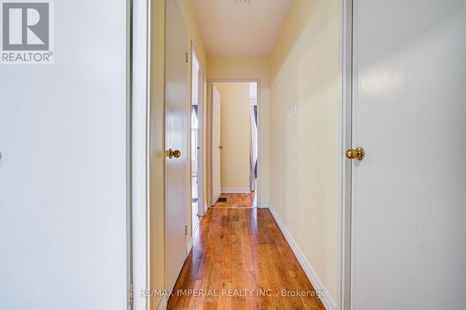 318 HOLLYBERRY TRAIL Image 27