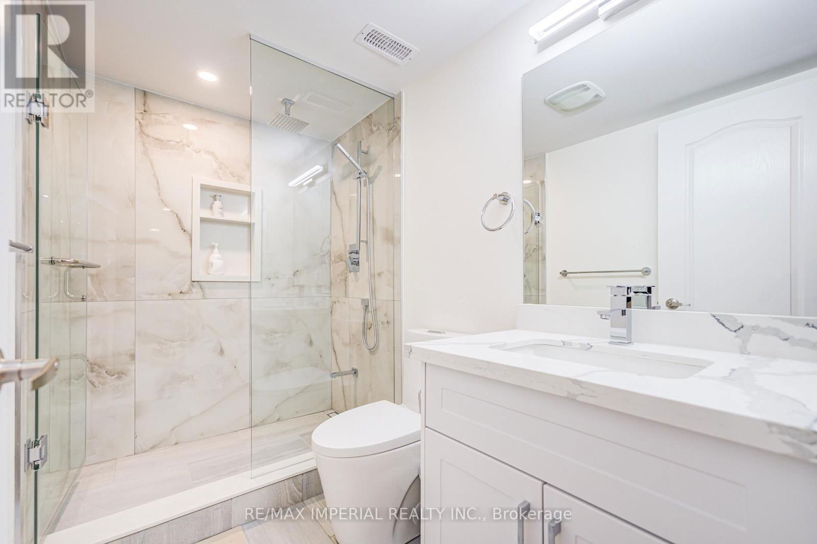 318 HOLLYBERRY TRAIL Image 40