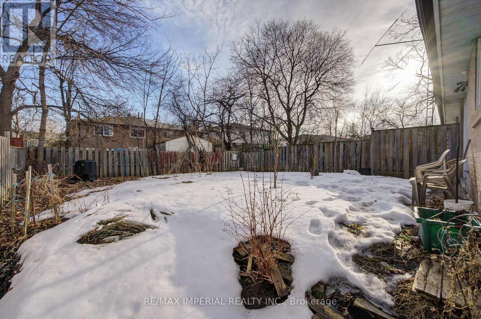 318 HOLLYBERRY TRAIL Image 43