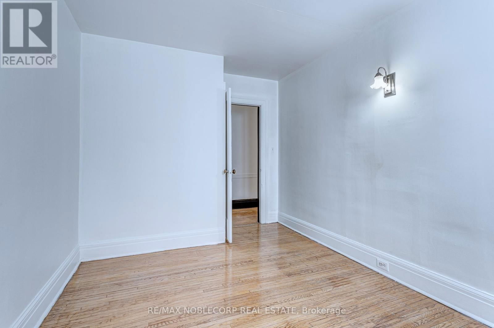 A  Main - 809 DUPLEX AVENUE Image 10