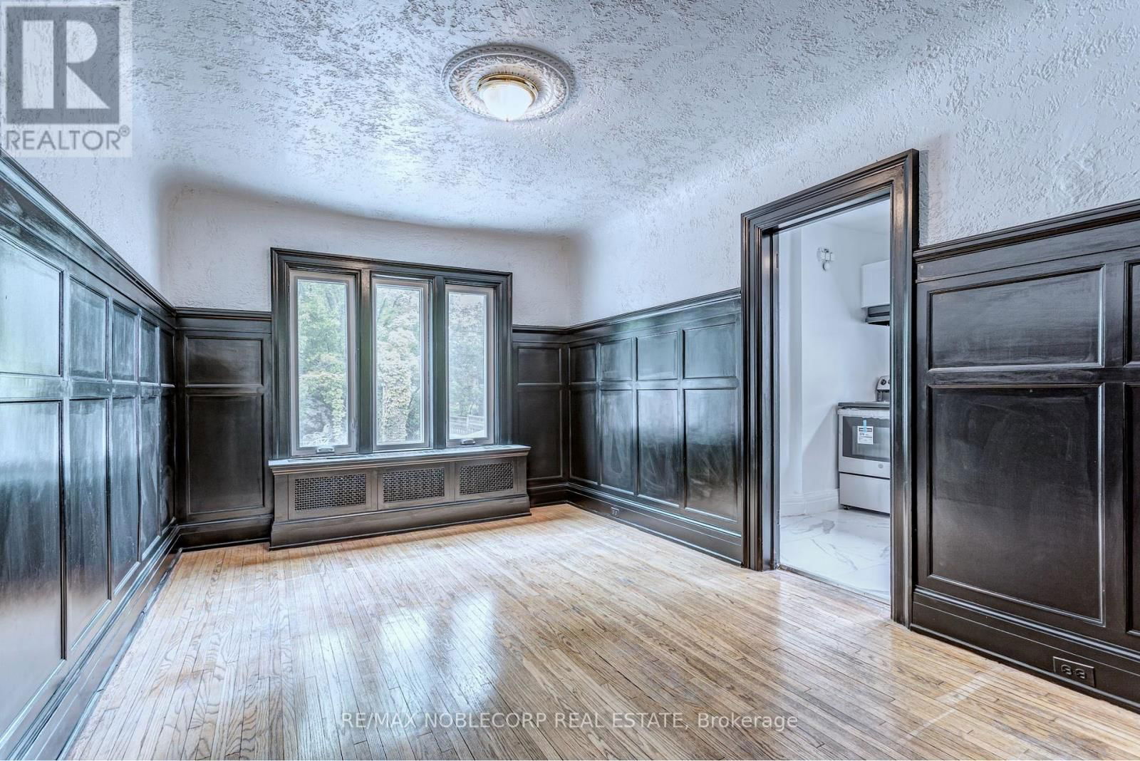A  Main - 809 DUPLEX AVENUE Image 17