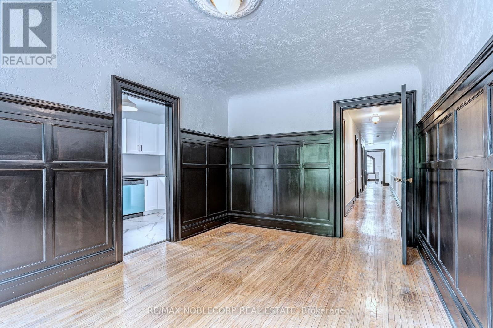A  Main - 809 DUPLEX AVENUE Image 19