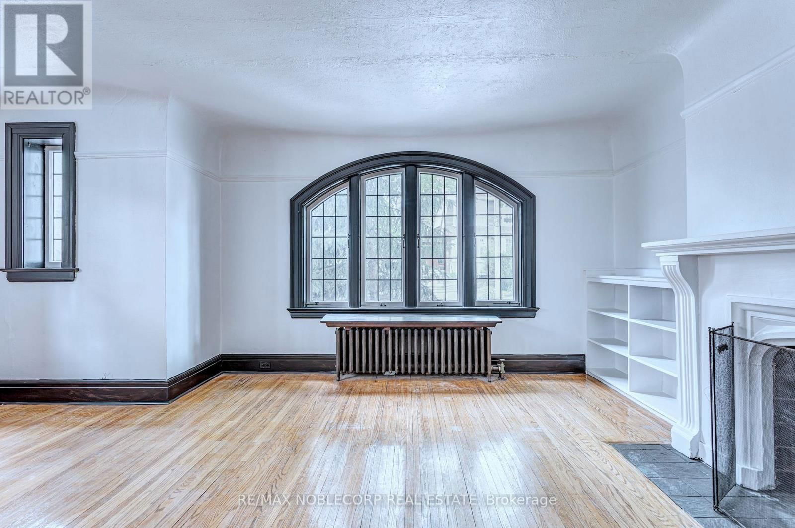 A  Main - 809 DUPLEX AVENUE Image 6