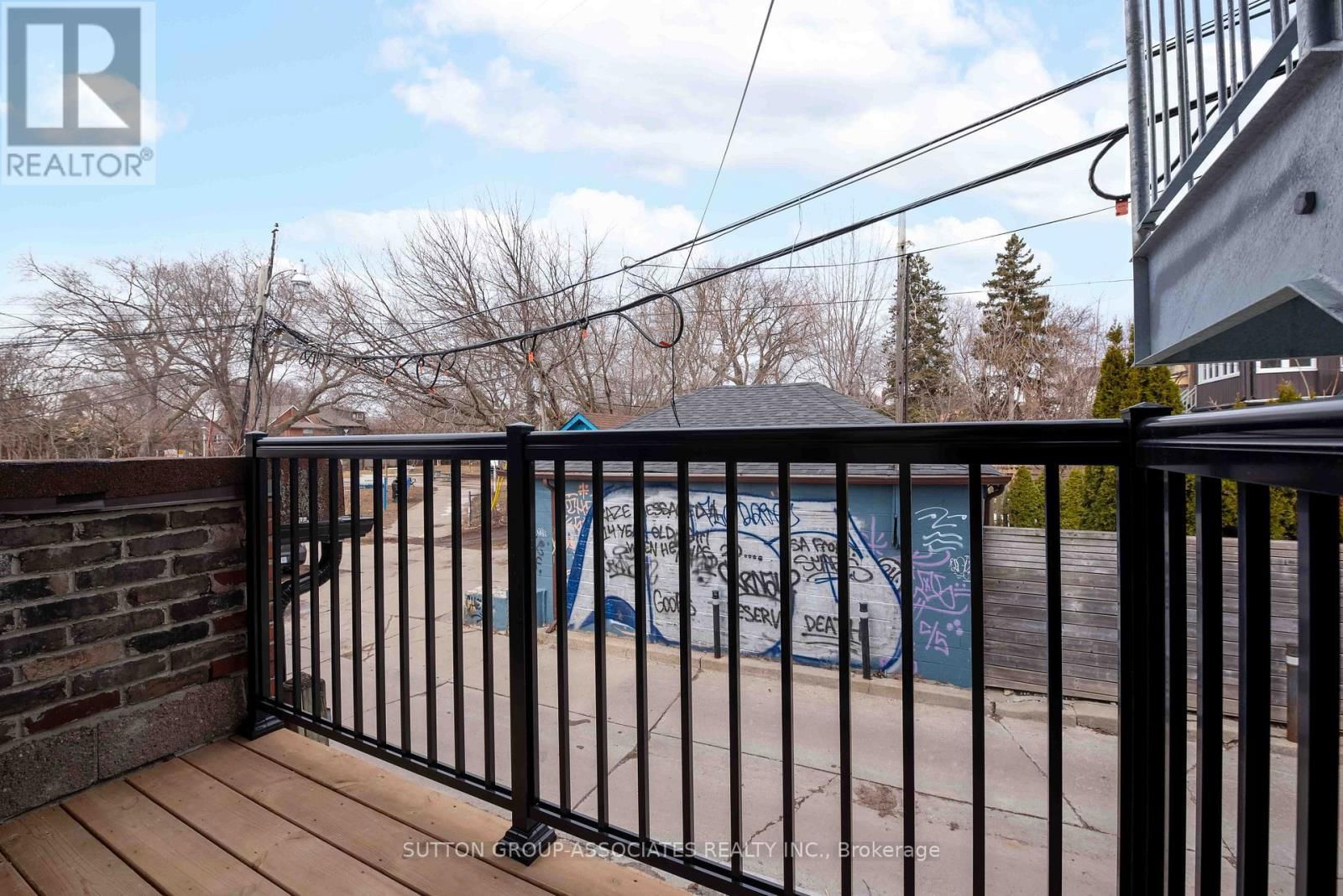 2B - 782A ST CLAIR AVENUE WEST Image 15