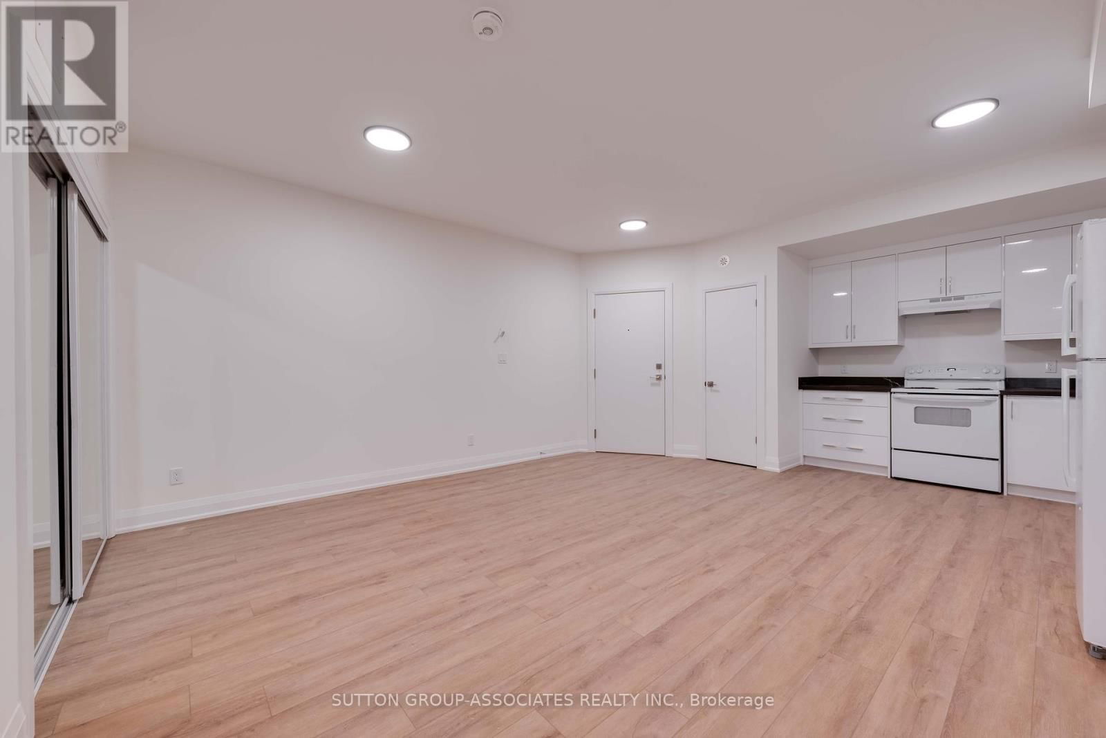 2B - 782A ST CLAIR AVENUE WEST Image 4