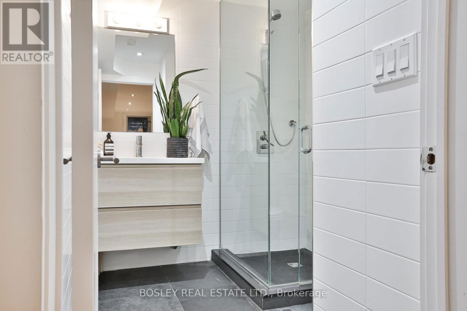 314 GLEN ROAD Image 35