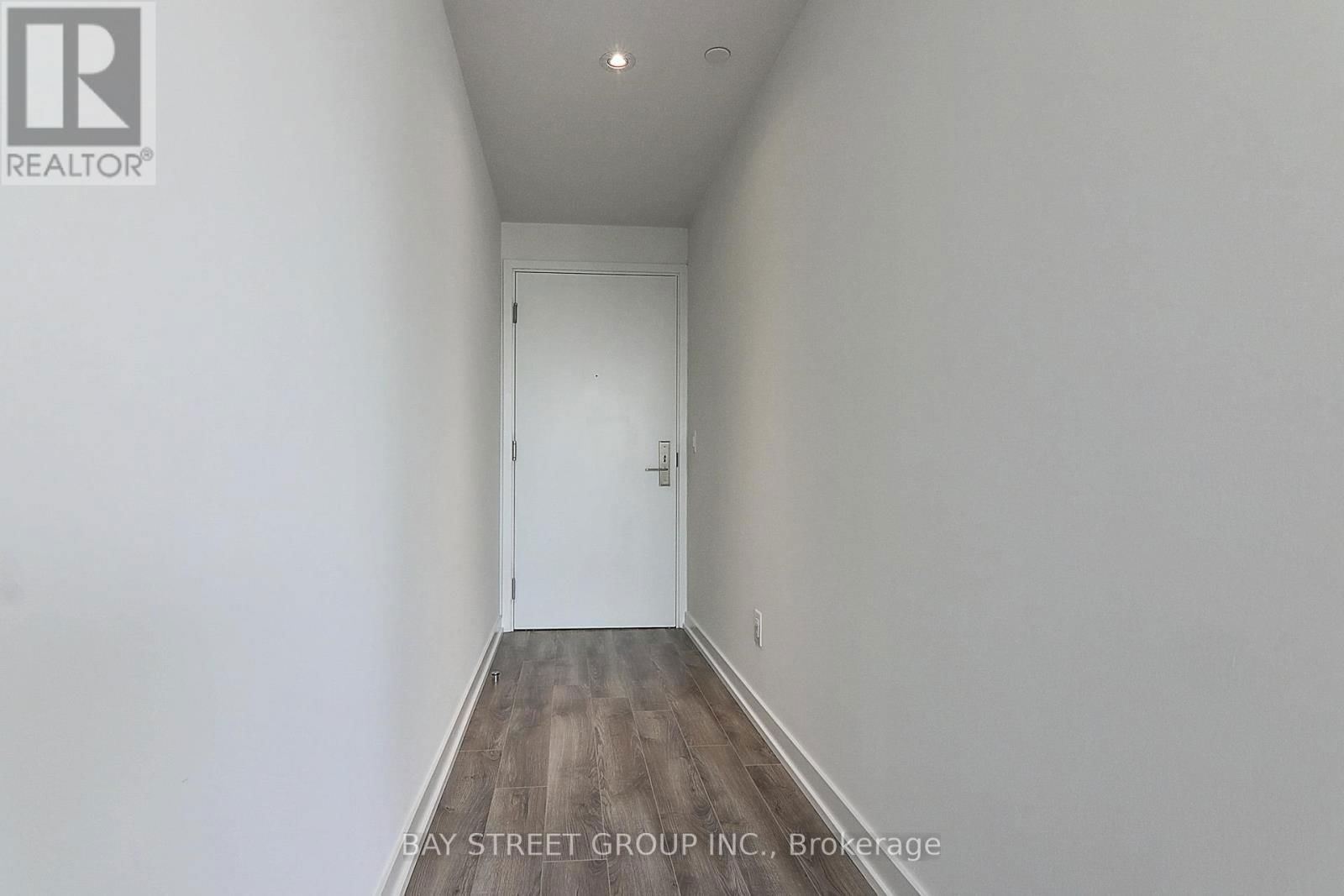 1002 - 20 EDWARD STREET Image 2