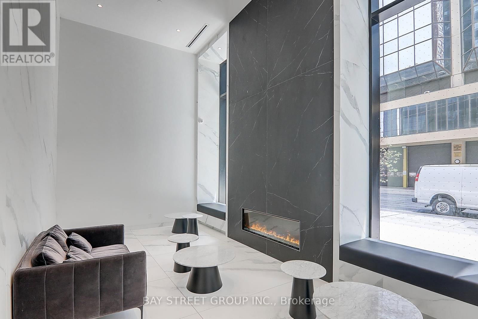 1002 - 20 EDWARD STREET Image 30