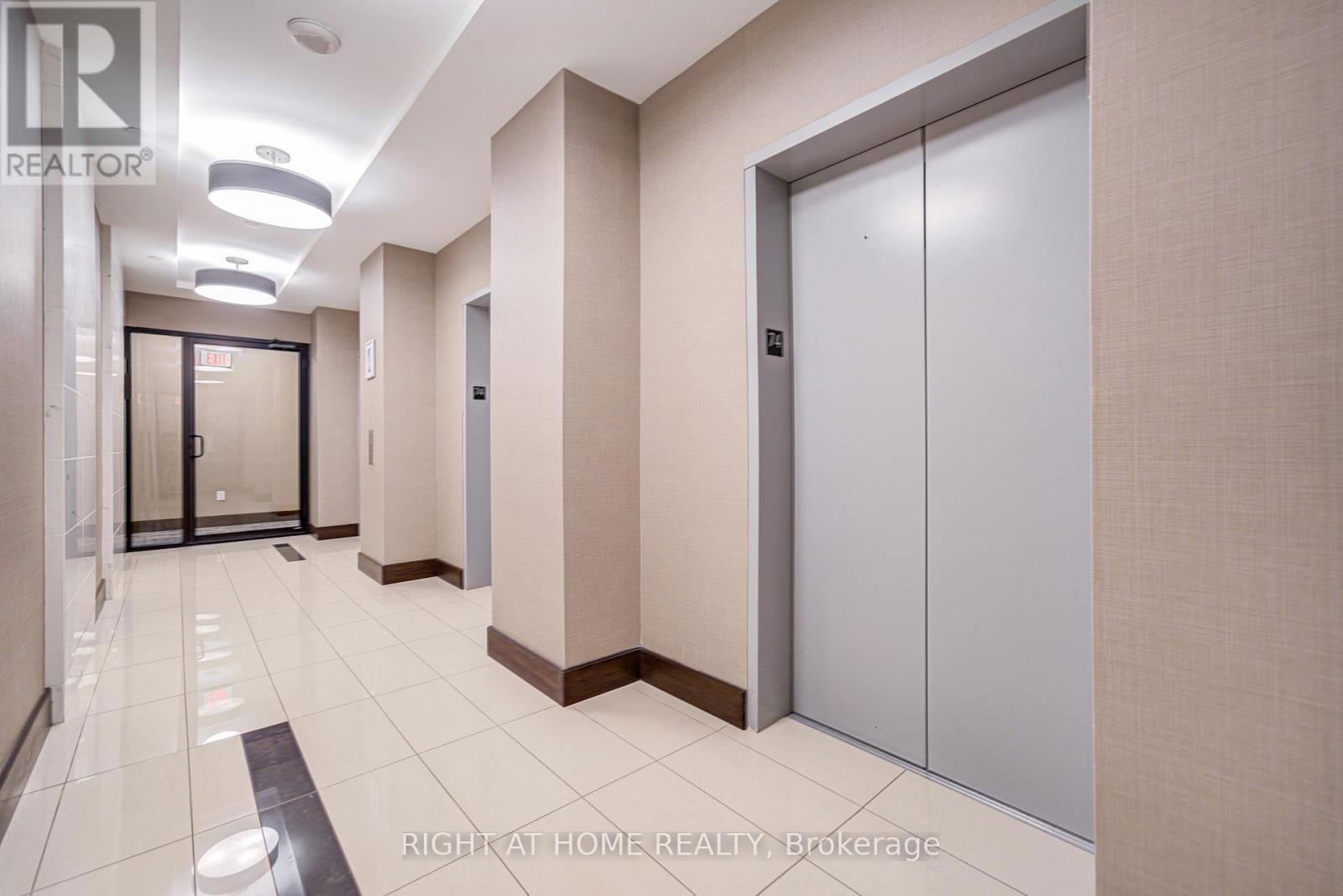 7405 C - 388 YONGE STREET Image 17