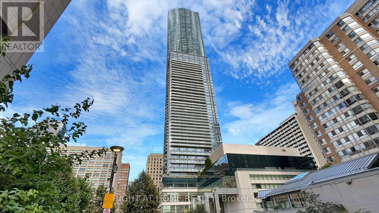 7405 C - 388 YONGE STREET Image 19