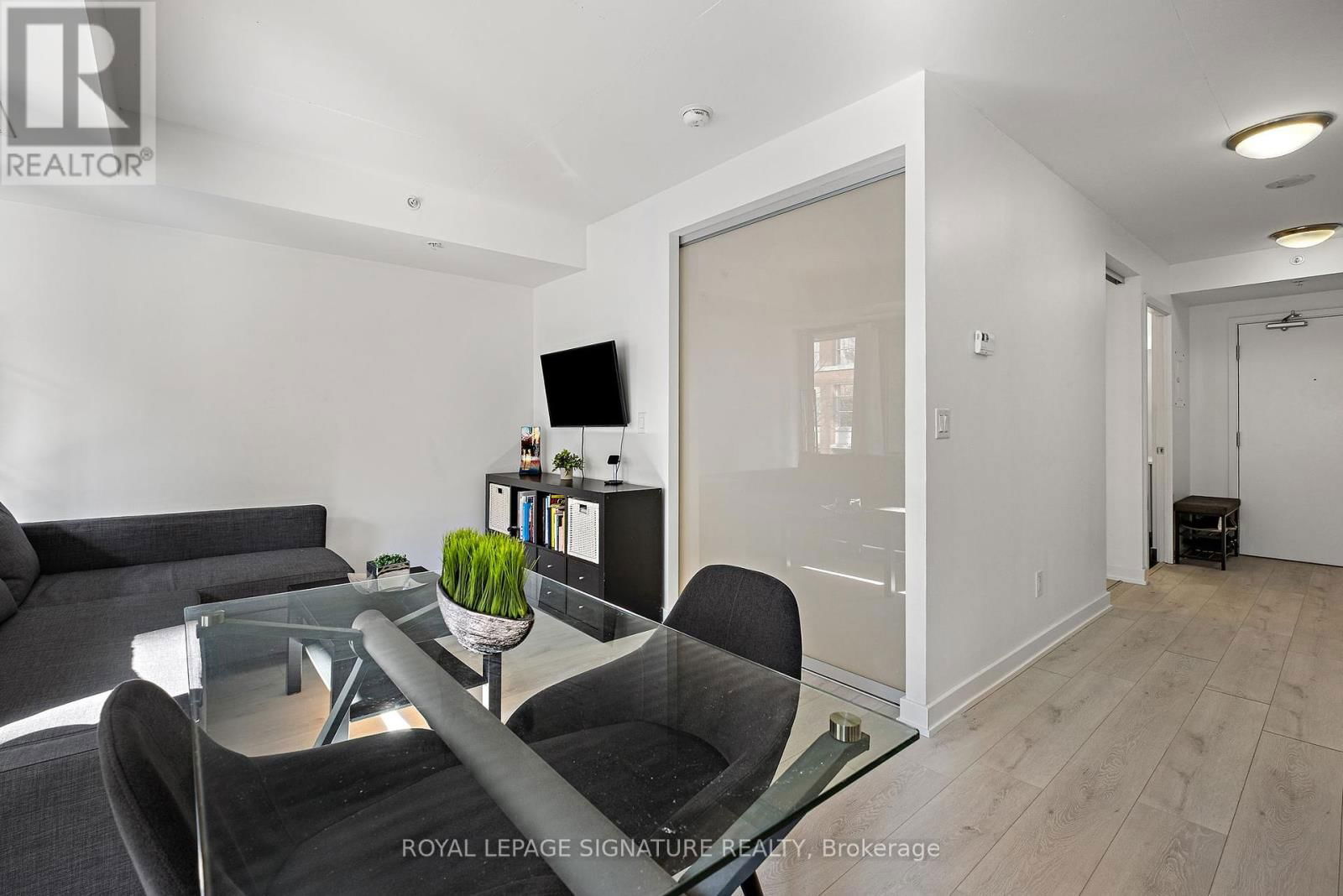 206 - 32 CAMDEN STREET Image 21