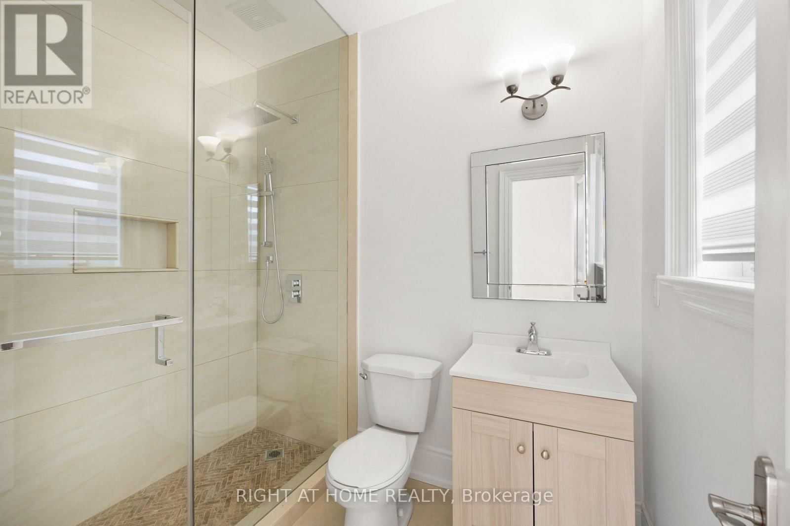 196 FLORENCE AVENUE Image 20