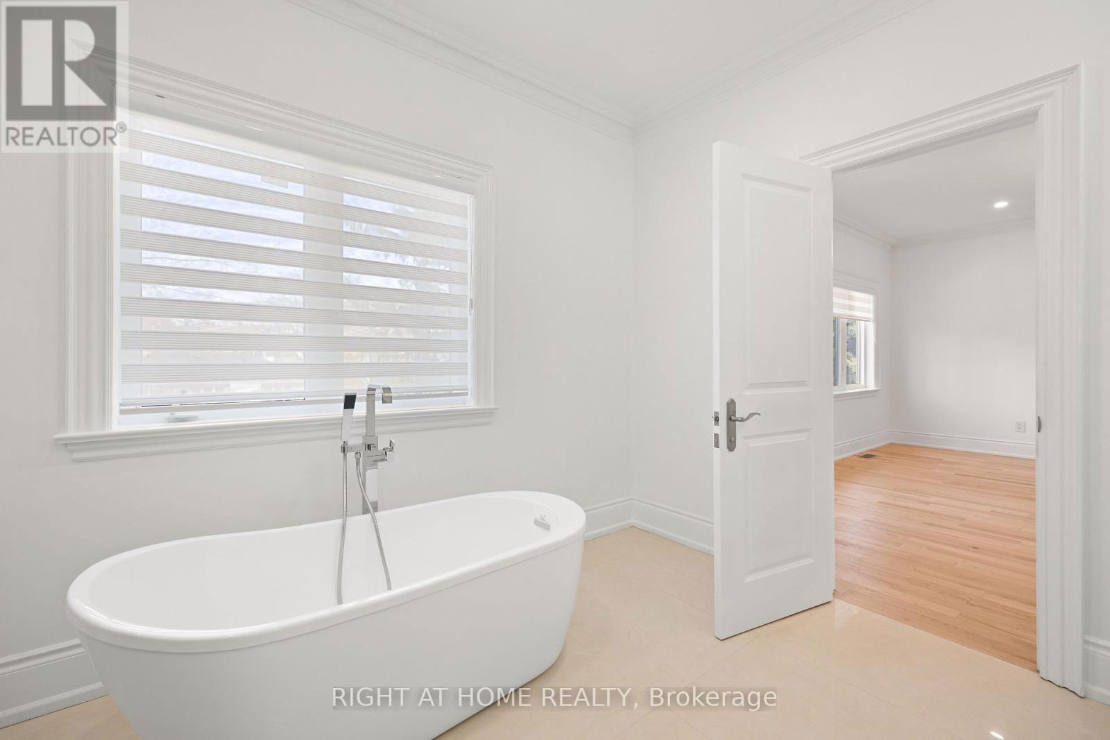 196 FLORENCE AVENUE Image 30