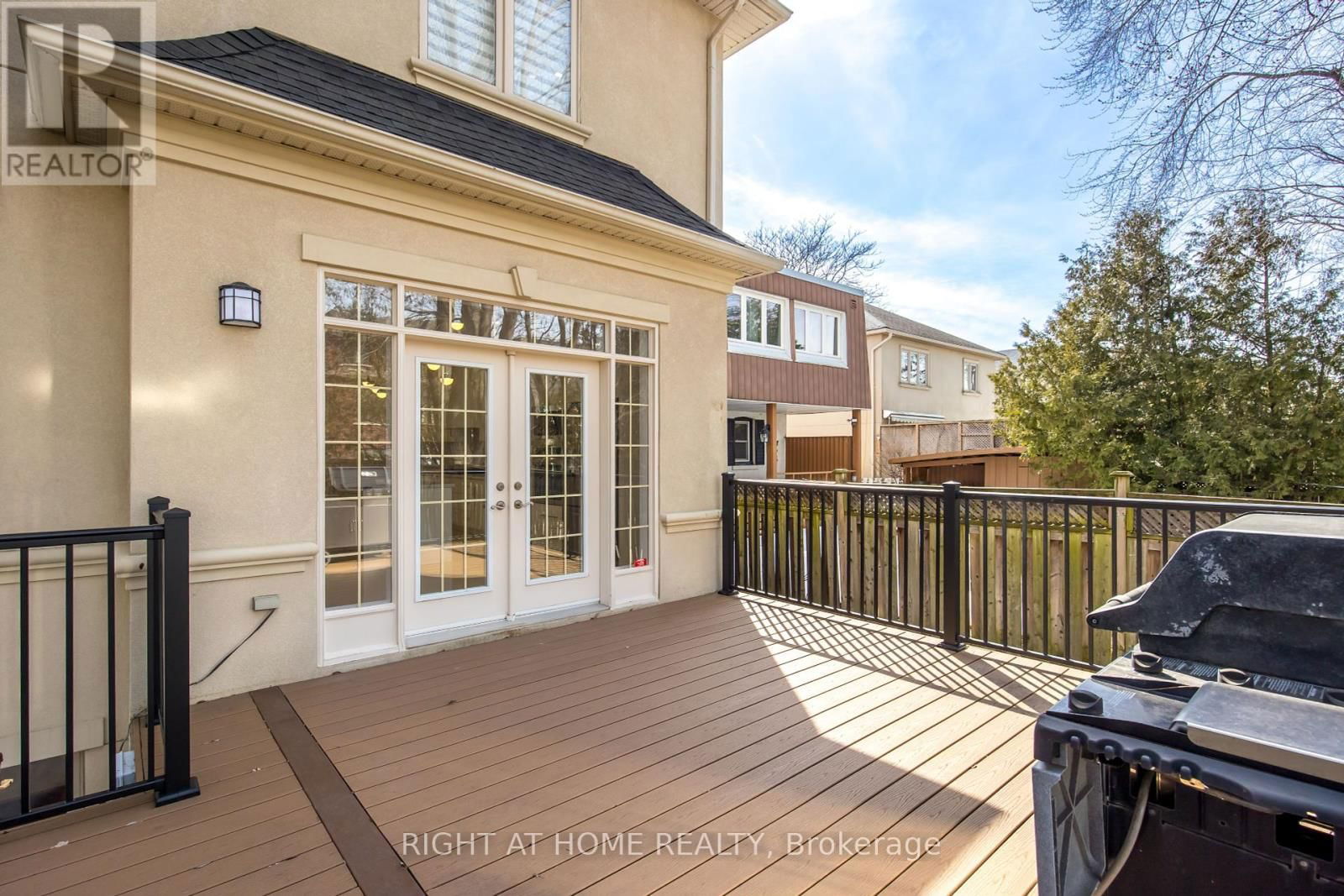 196 FLORENCE AVENUE Image 41