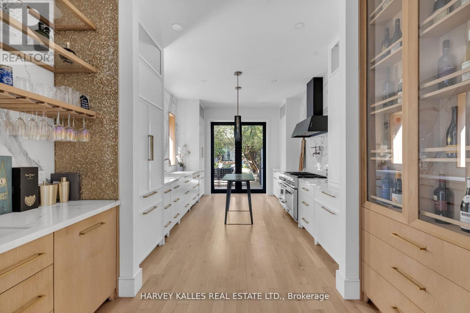 274 CARLTON STREET Image 10