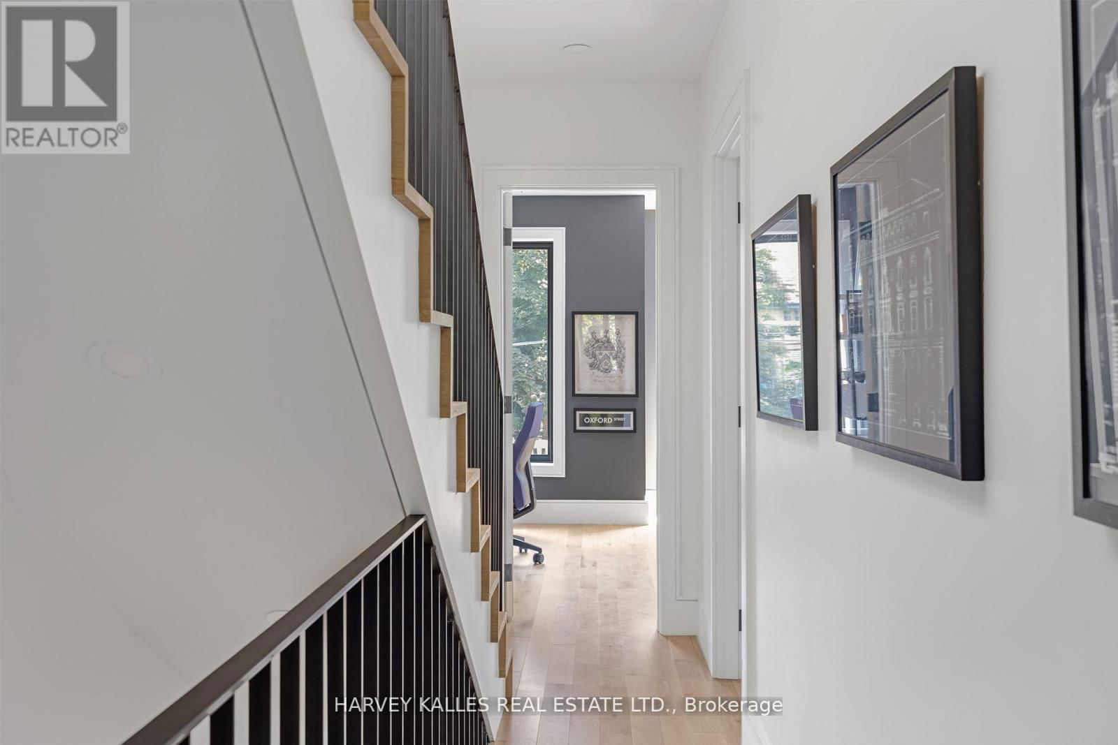 274 CARLTON STREET Image 14