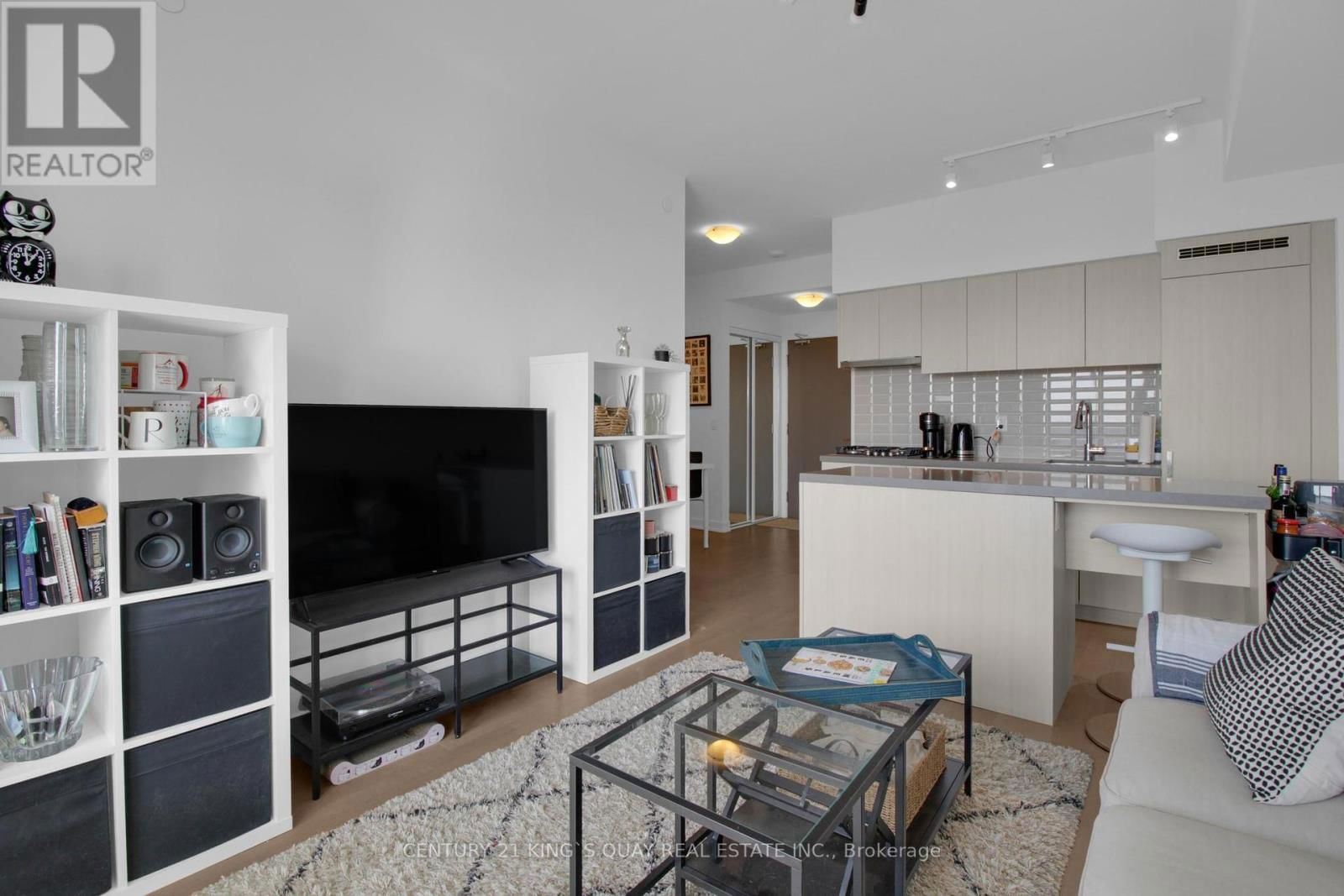 1508 - 501 ST CLAIR AVENUE WEST Image 13