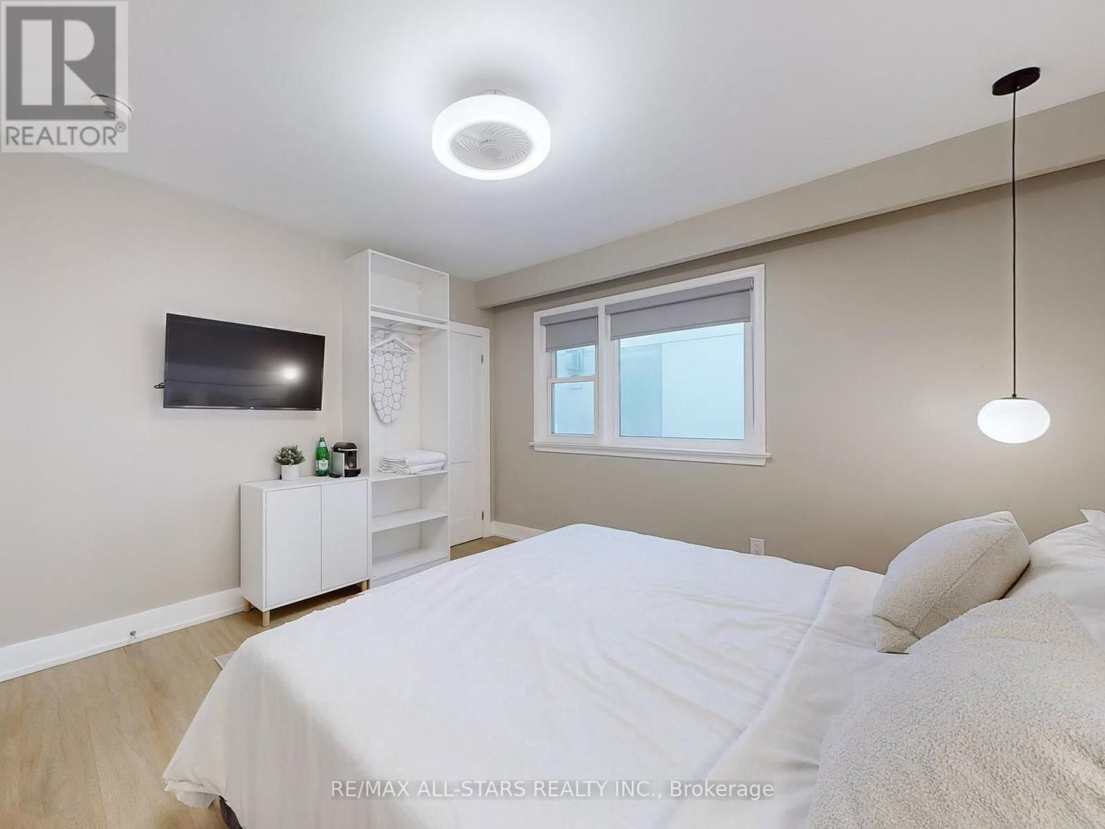 105 BETTY ANN DRIVE Image 10