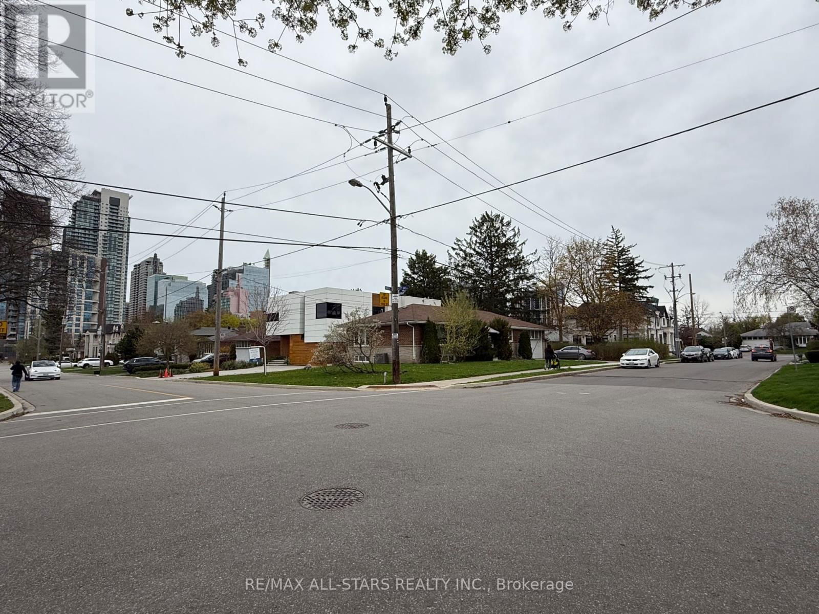 105 BETTY ANN DRIVE Image 18