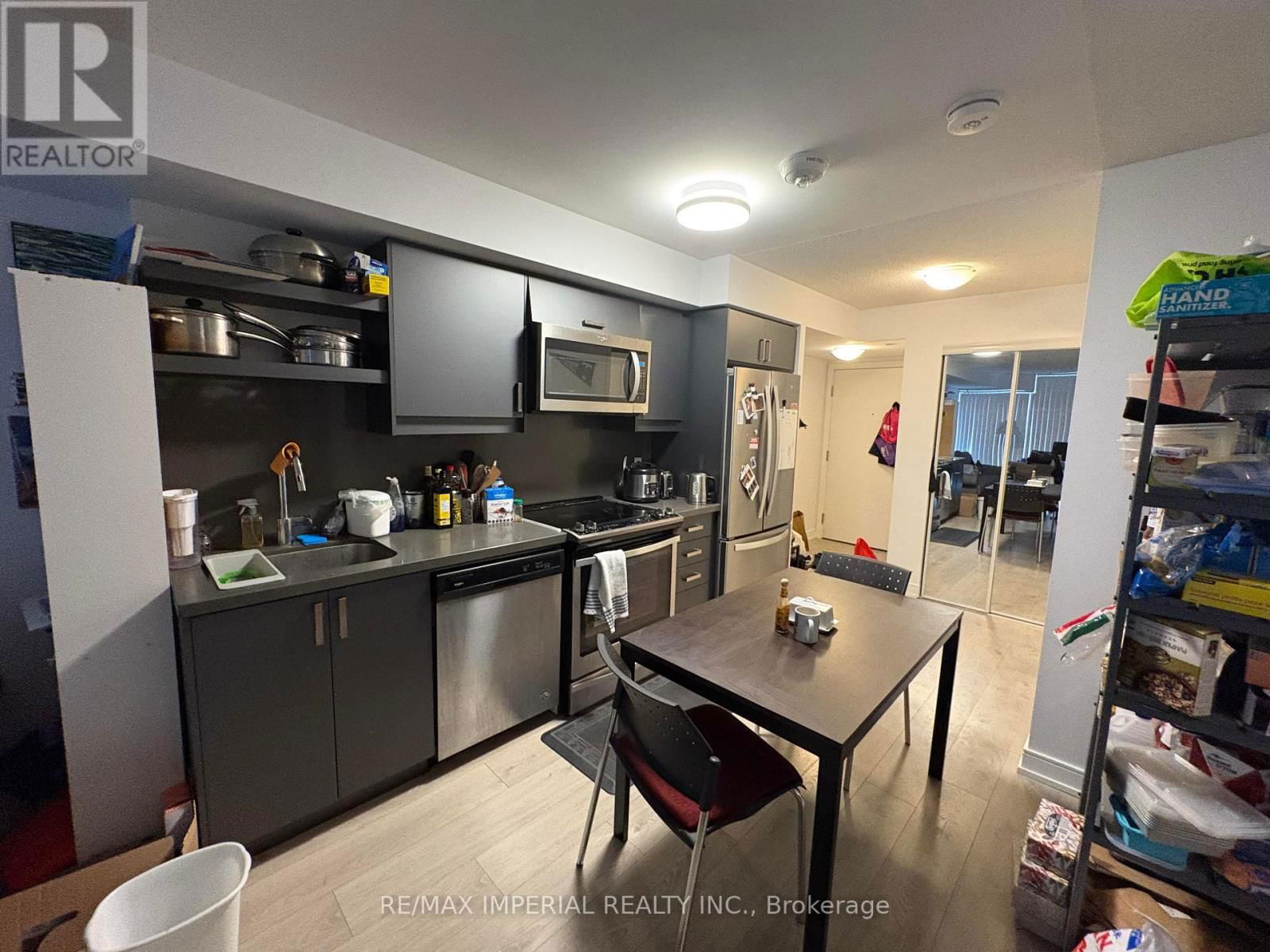 309 - 50 WELLESLEY STREET Image 12