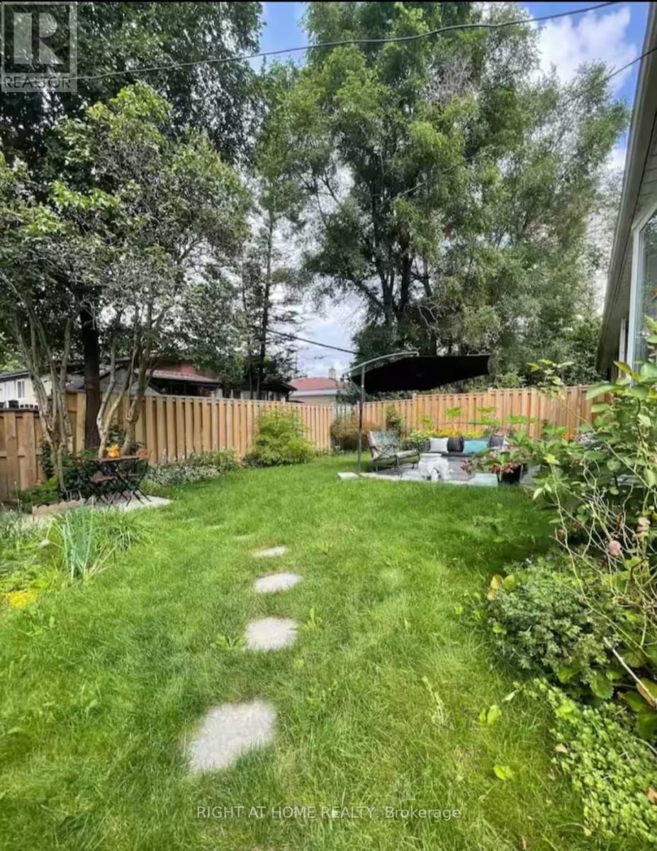 18 RAVENROCK COURT Image 6