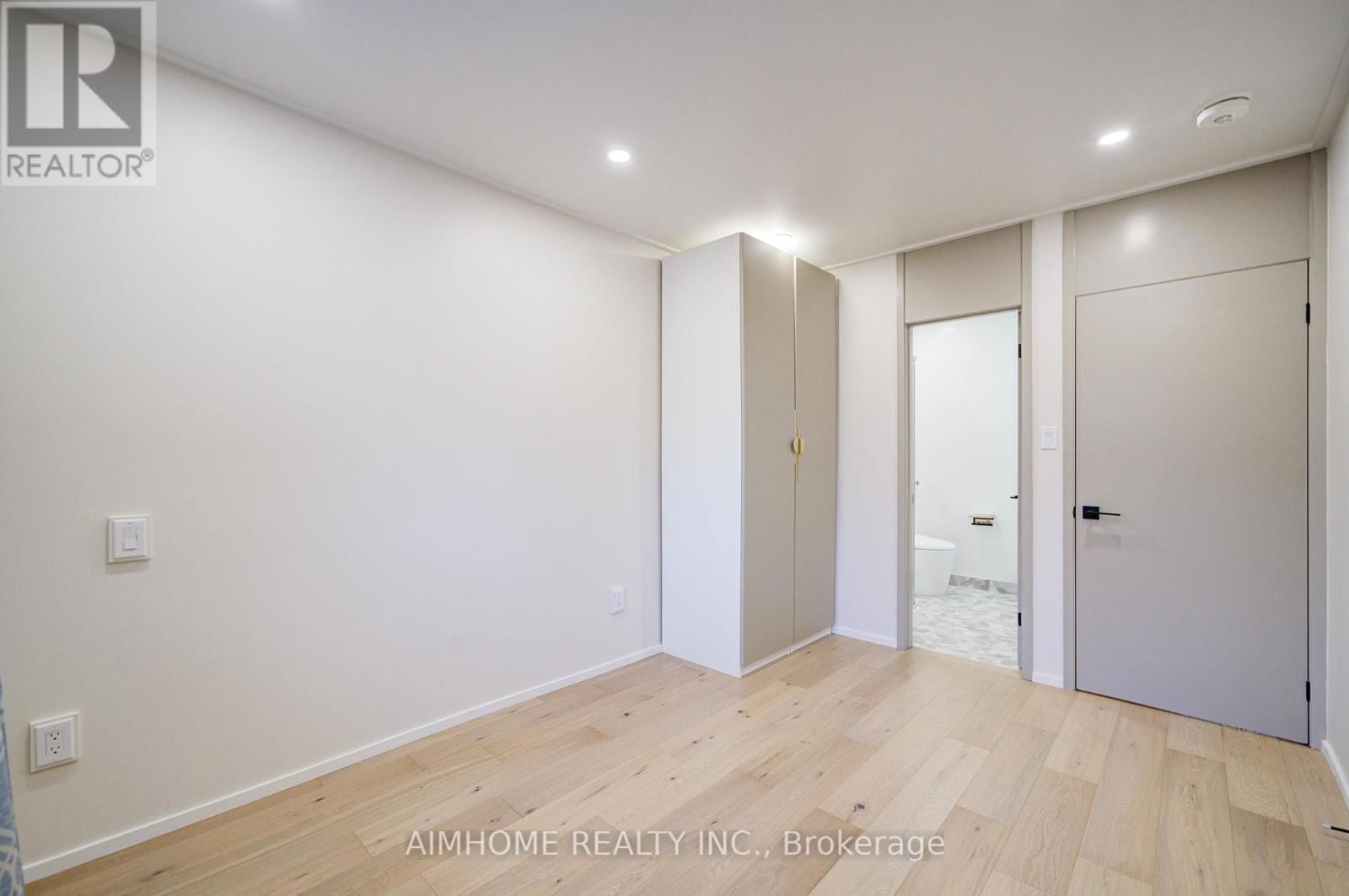 101 MARBURY CRESCENT Image 20