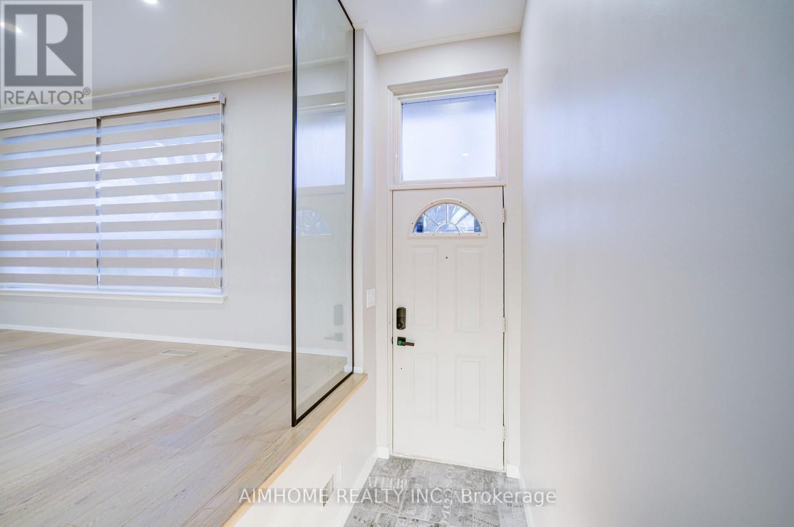 101 MARBURY CRESCENT Image 4