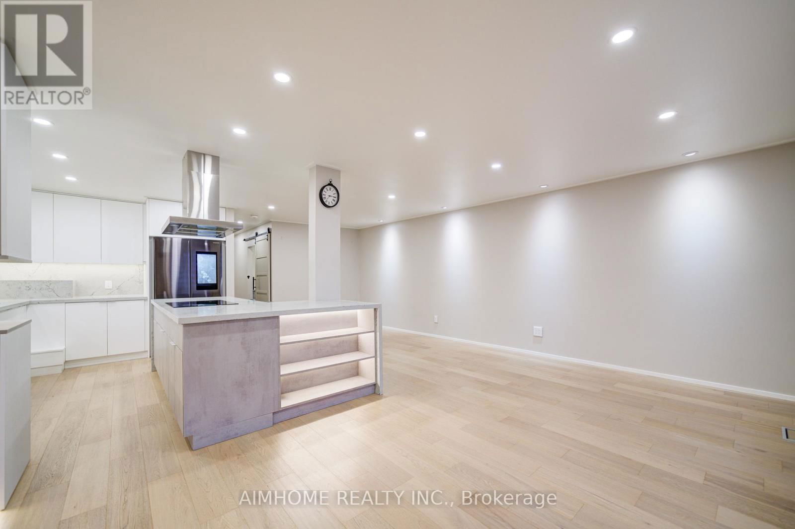 101 MARBURY CRESCENT Image 5