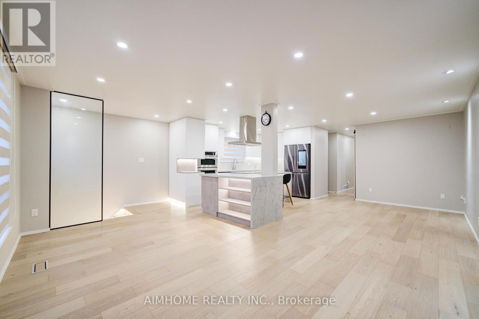 101 MARBURY CRESCENT Image 6