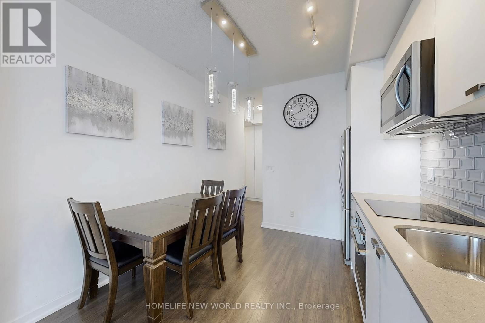 501 - 56 FOREST MANOR ROAD Image 11