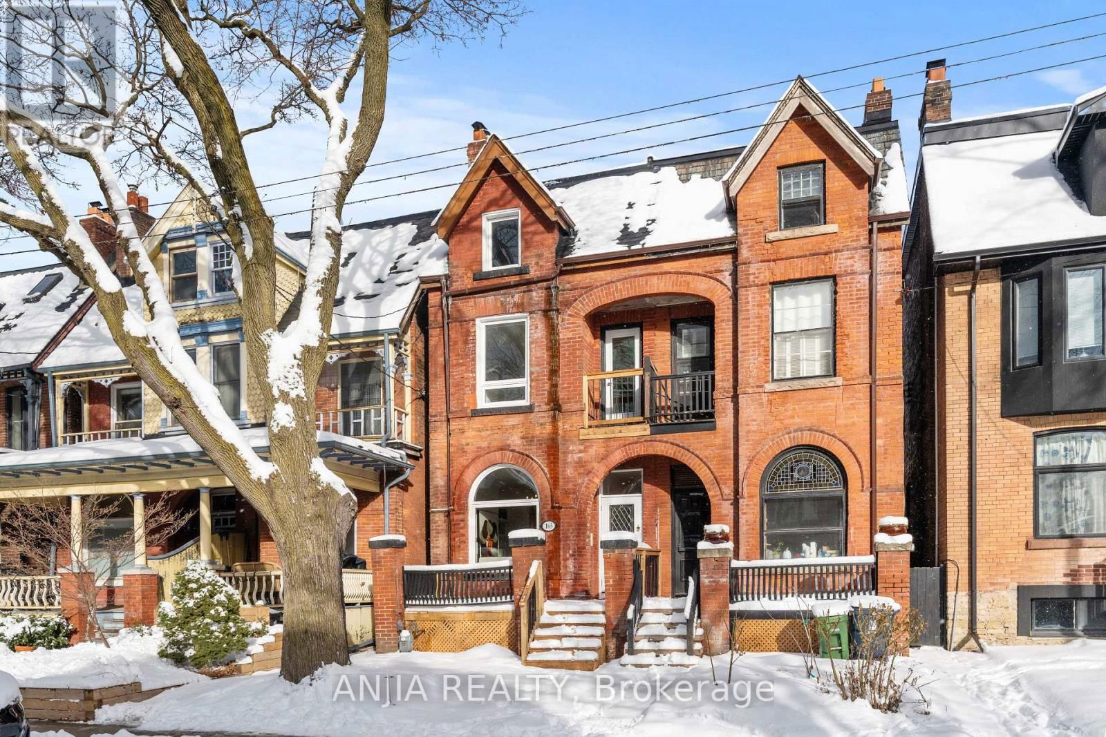 165 HOWLAND AVENUE Image 1
