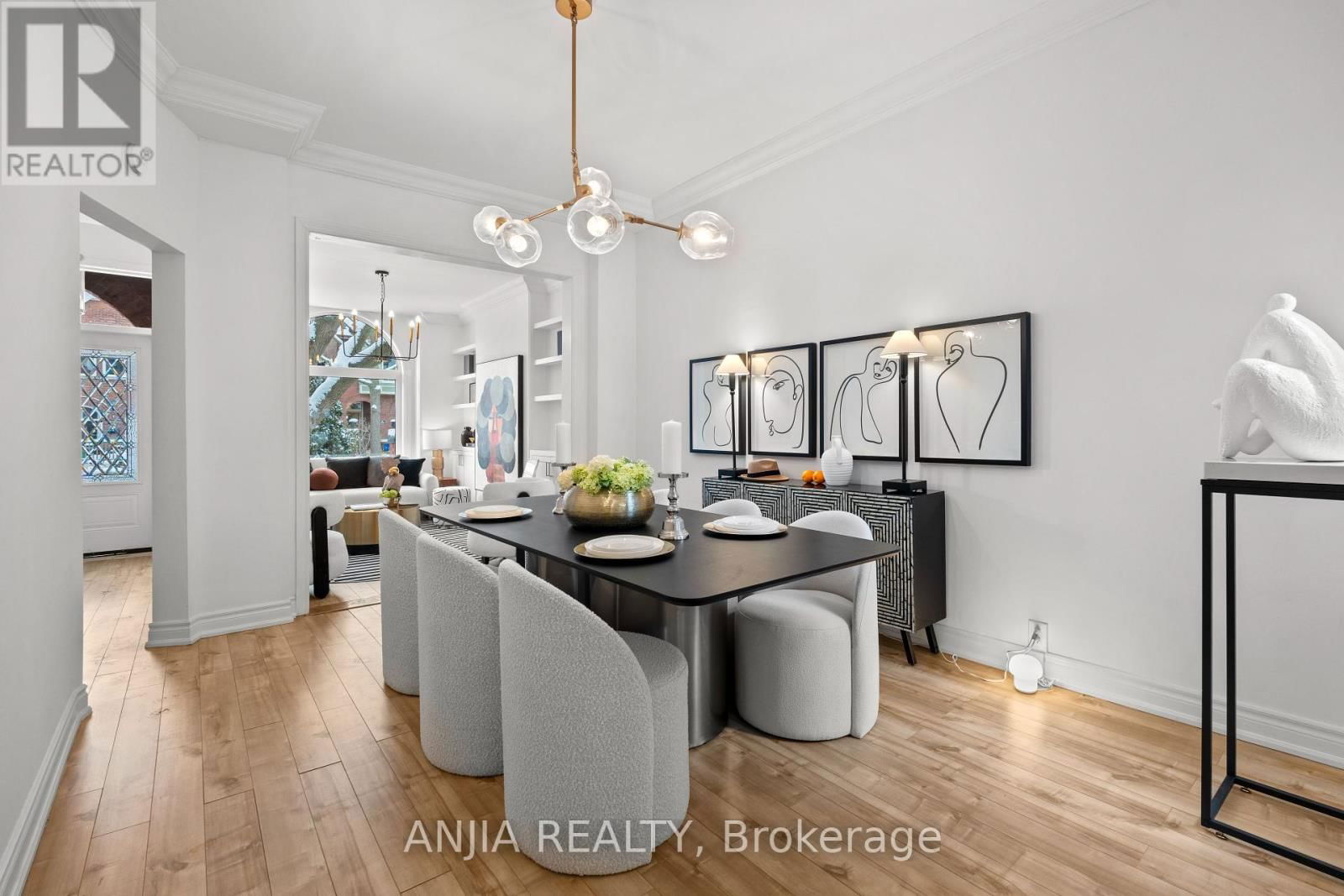 165 HOWLAND AVENUE Image 7
