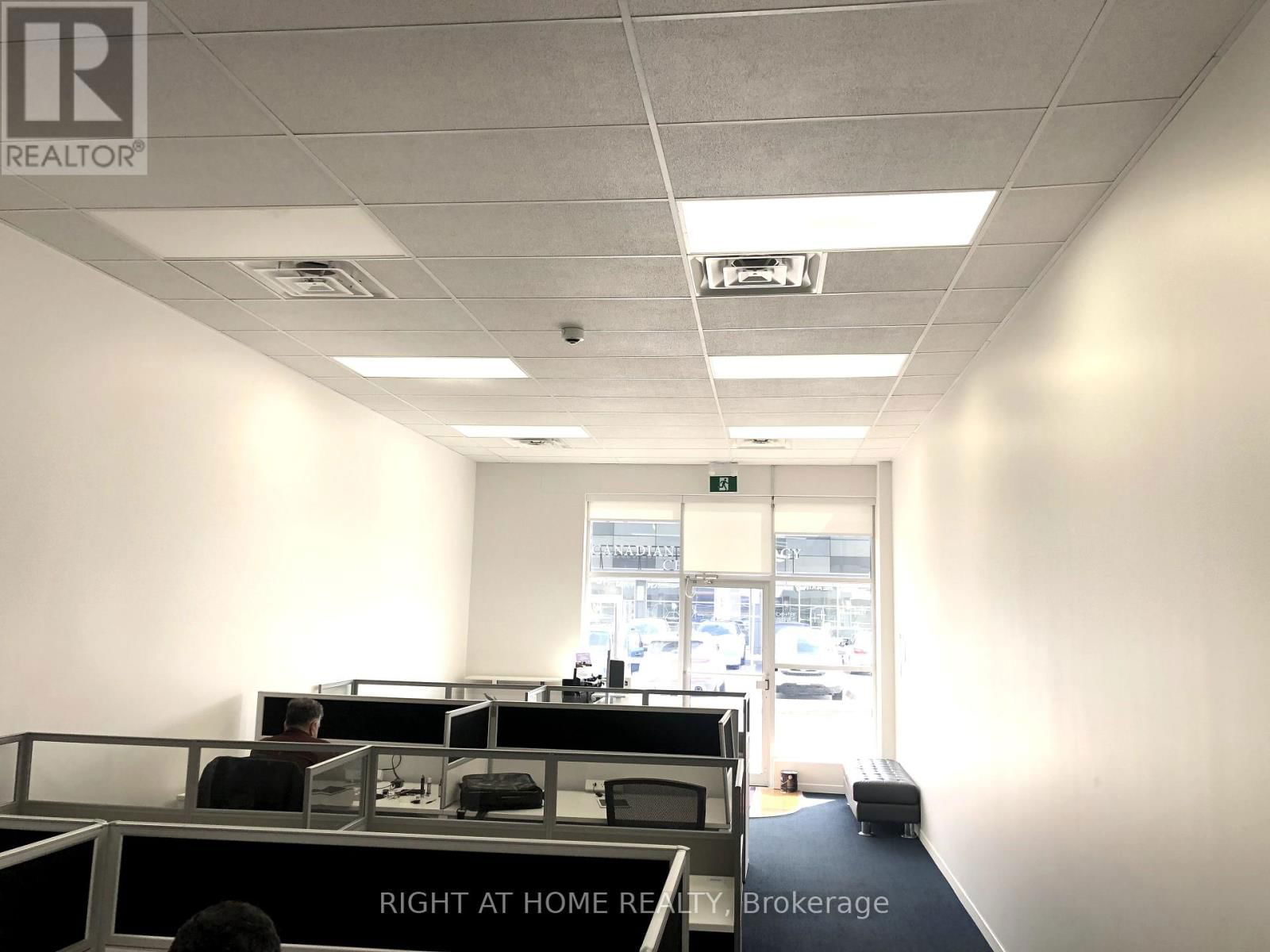 B 118 - 1396 DON MILLS ROAD Image 2