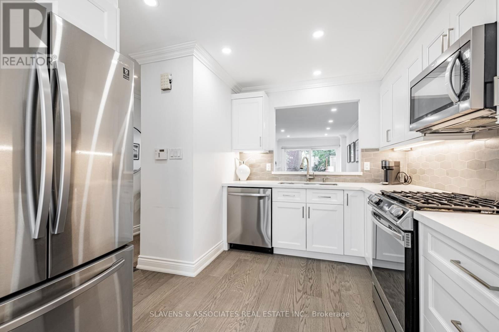 1 - 1356 BATHURST STREET Image 16
