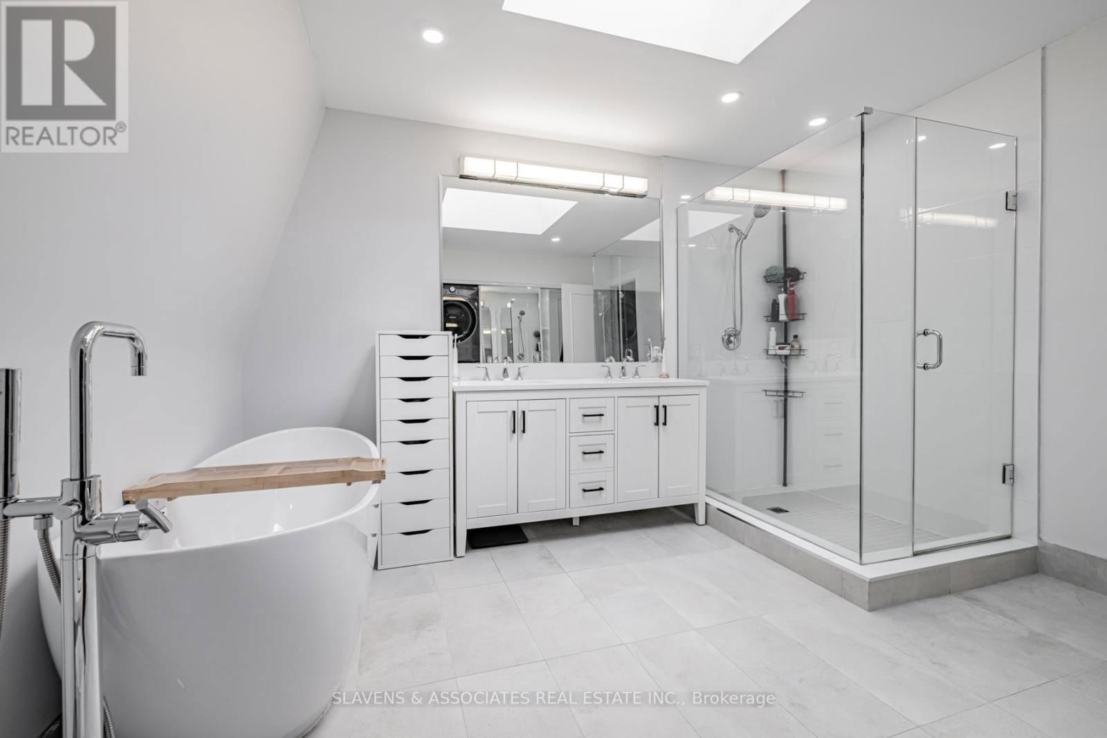 1 - 1356 BATHURST STREET Image 30