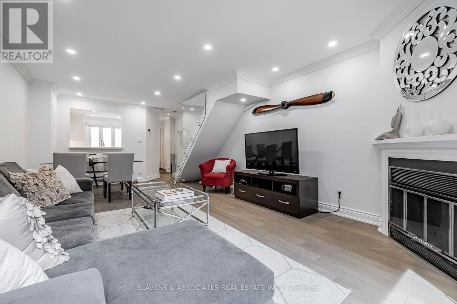 1 - 1356 BATHURST STREET Image 8