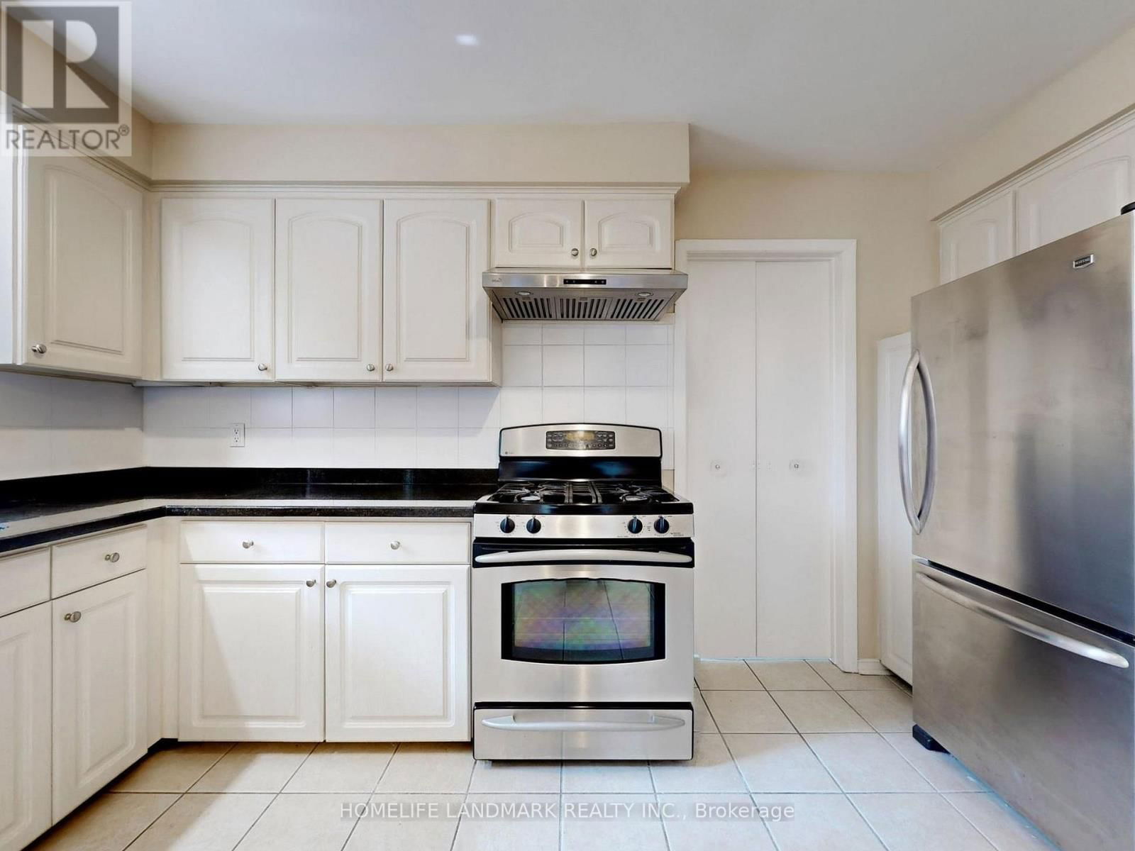 714 CONACHER DRIVE Image 11