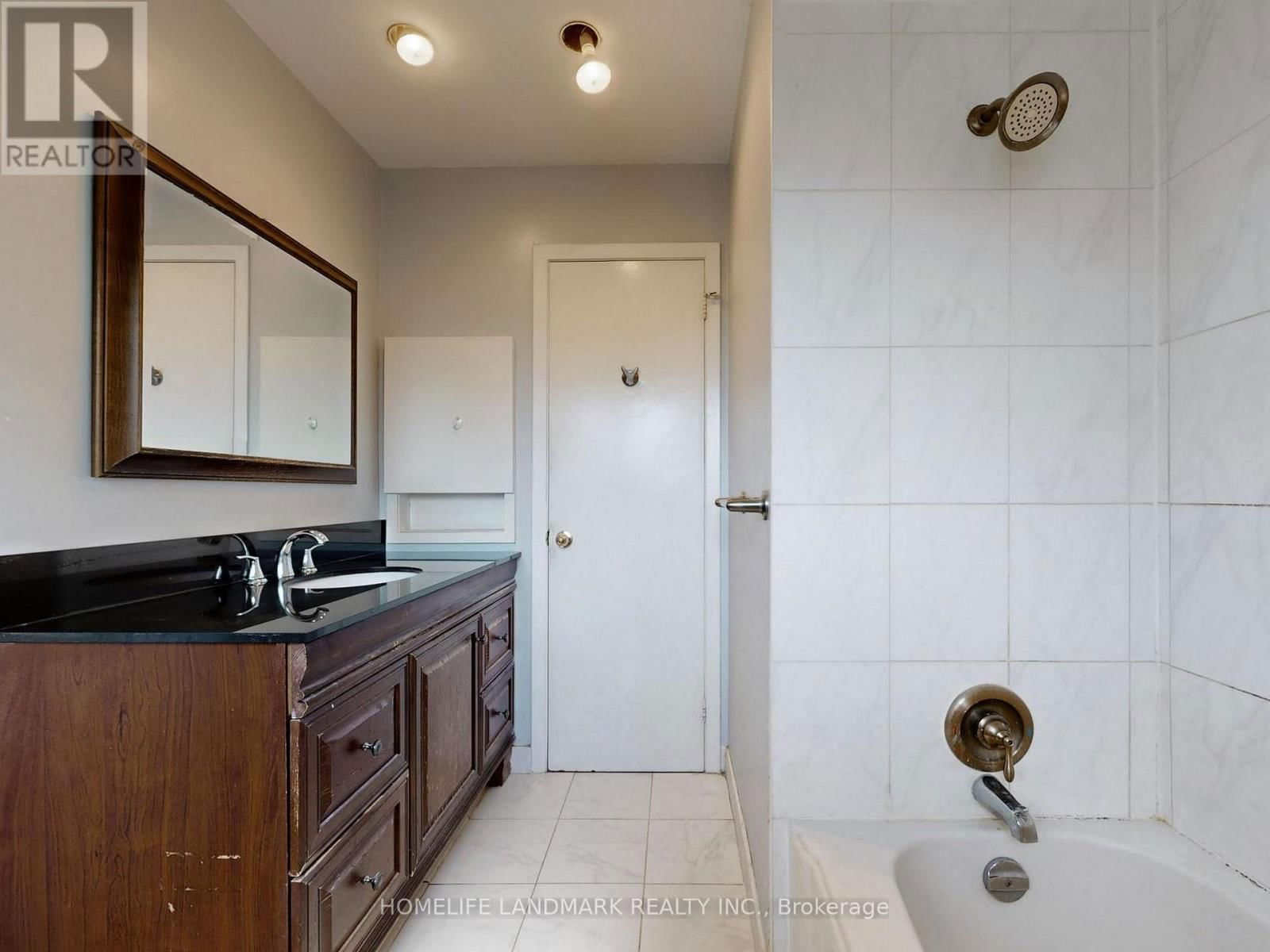714 CONACHER DRIVE Image 26
