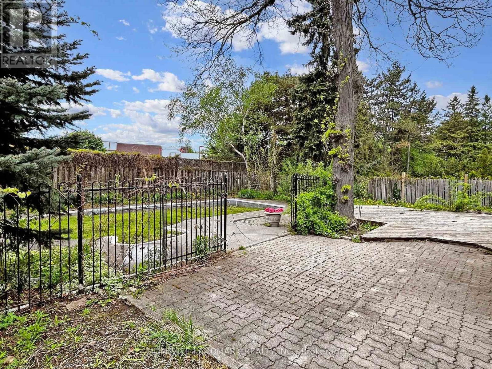 714 CONACHER DRIVE Image 29