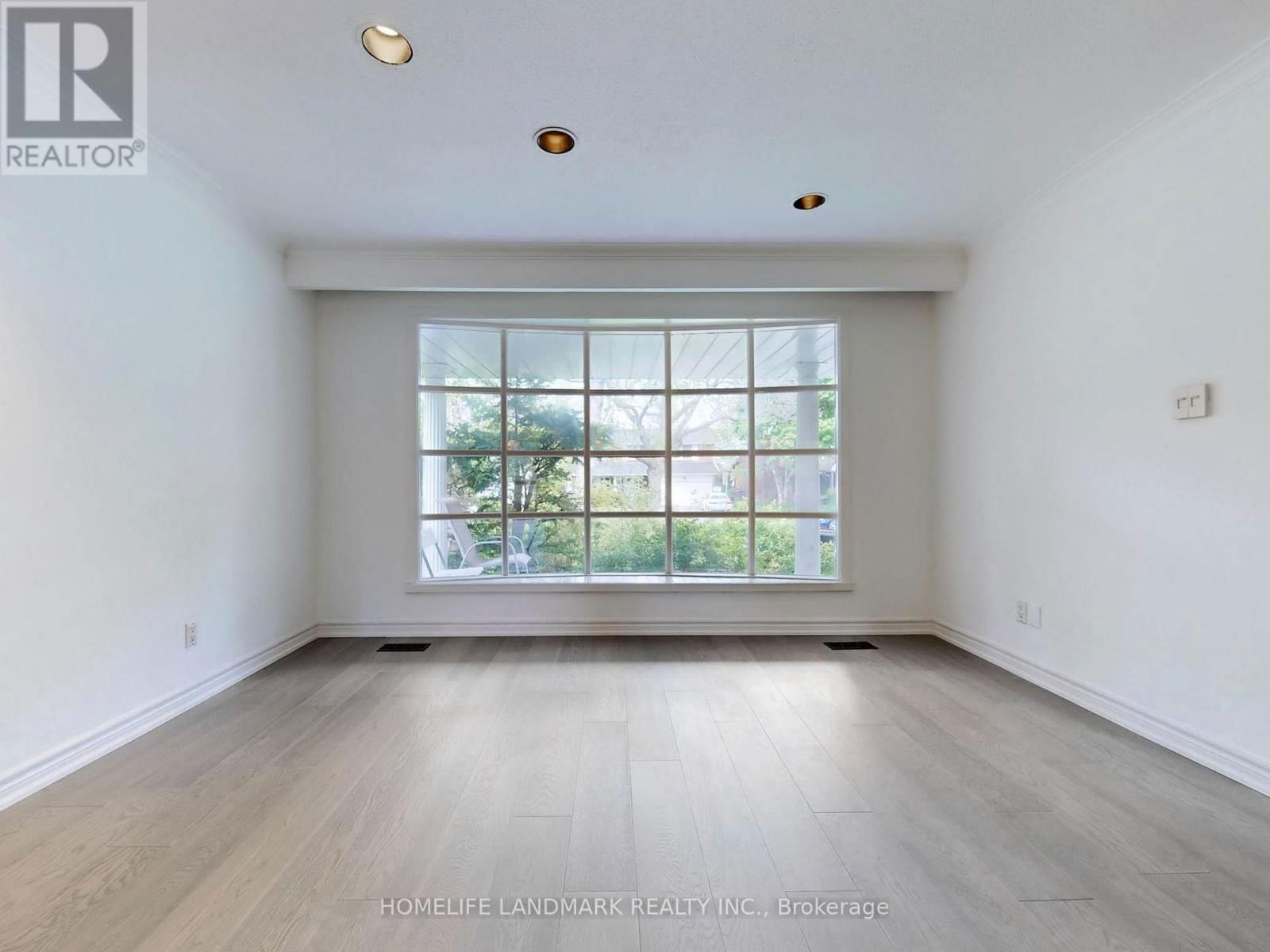 714 CONACHER DRIVE Image 5