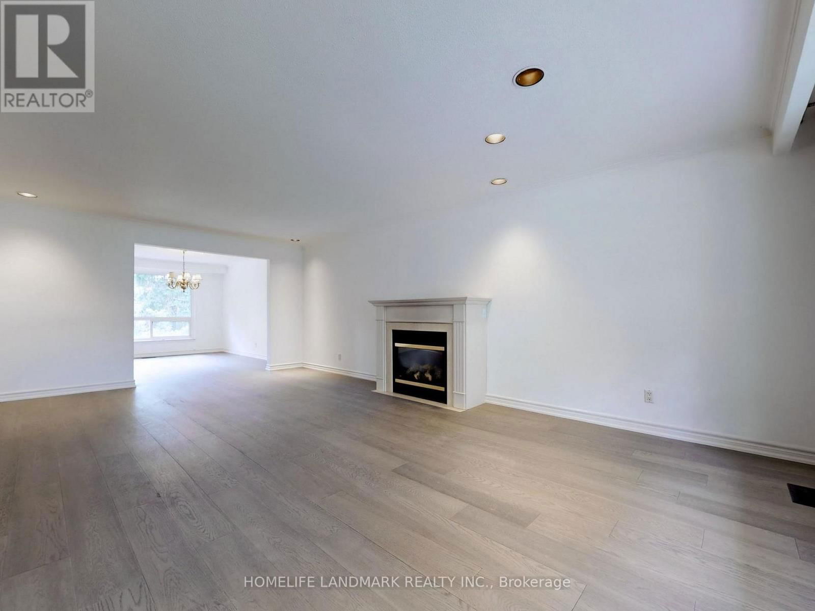 714 CONACHER DRIVE Image 6