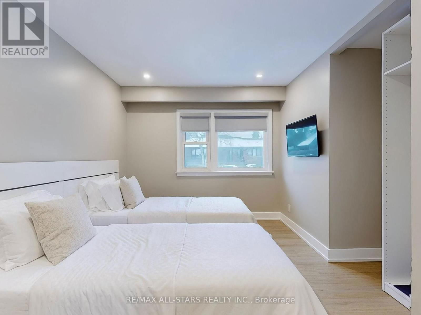 105 BETTY ANN DRIVE Image 16