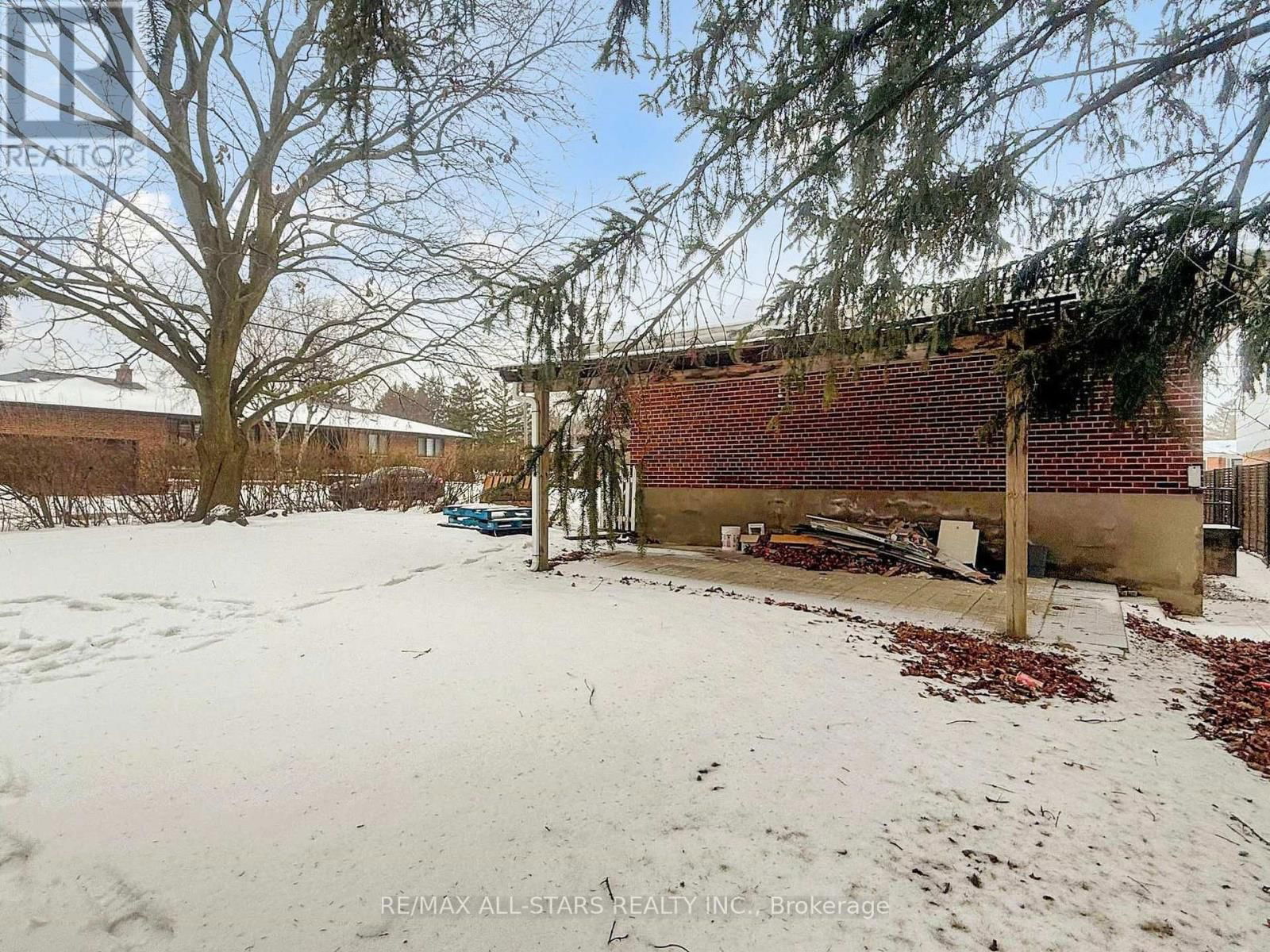105 BETTY ANN DRIVE Image 22