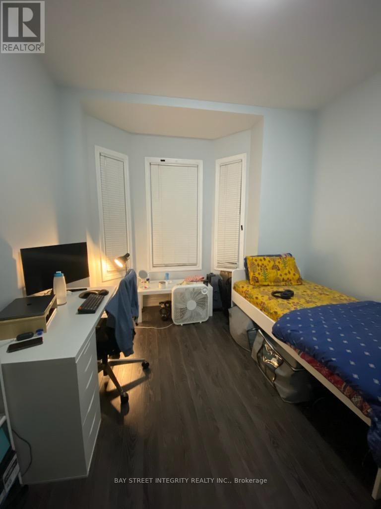 A - 18 D'ARCY STREET Image 6