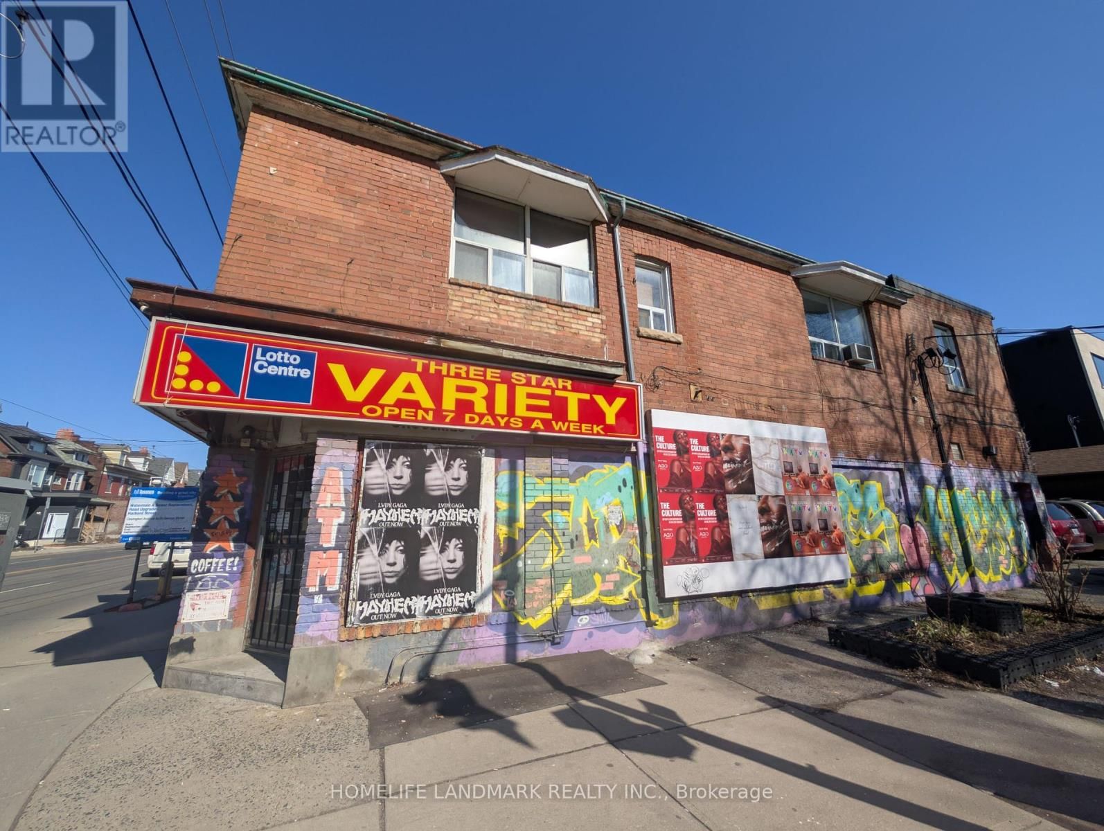 621 BATHURST STREET Image 1
