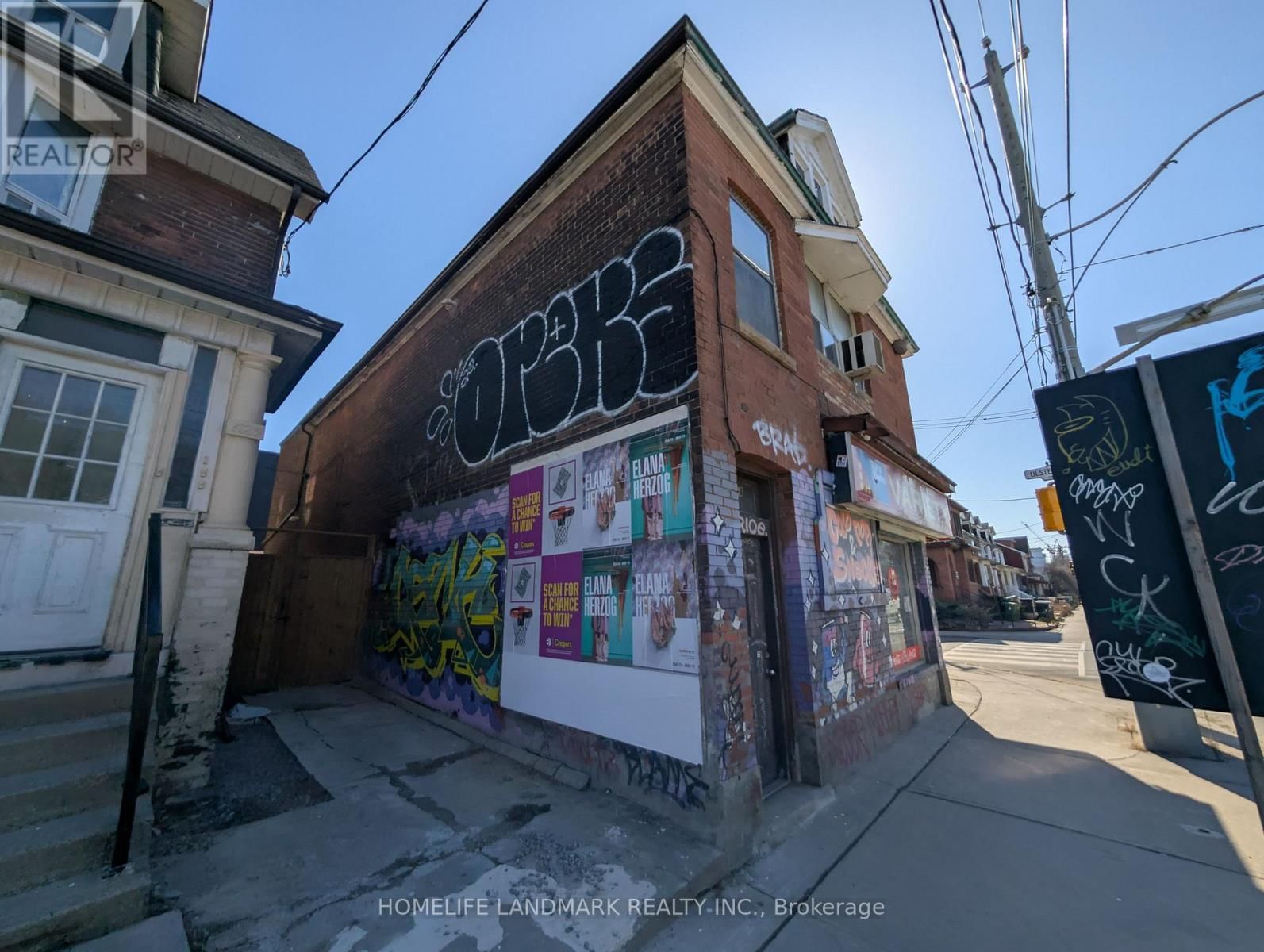621 BATHURST STREET Image 2
